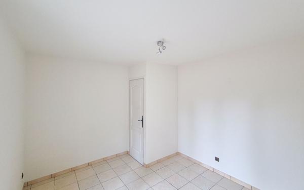 Maison à vendre    4 pièces • 120 m2 Saint-Jean-de-la-Ruelle