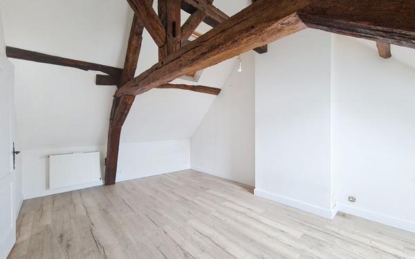 Maison à vendre    4 pièces • 120 m2 Saint-Jean-de-la-Ruelle