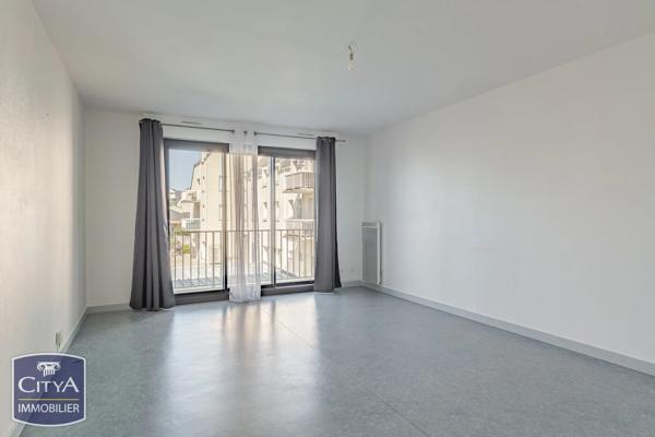 Appartement à vendre 2 pièces 61m² Ballan-Miré (37510)