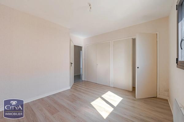 Appartement à vendre 2 pièces 61m² Ballan-Miré (37510)