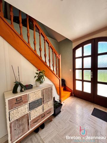 Maison sur 3 ha 63 sur Argentré