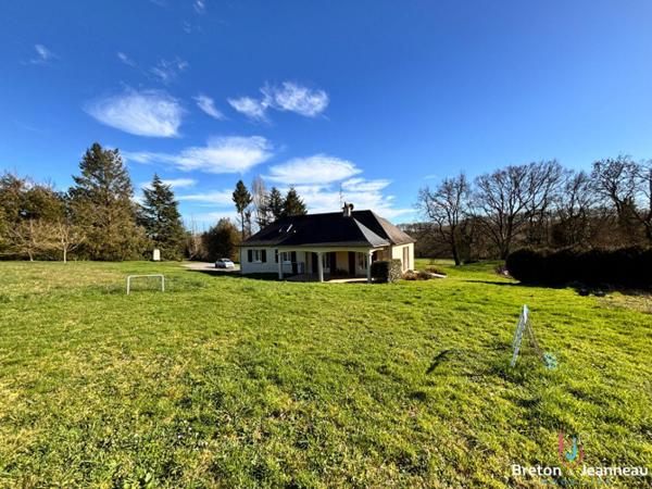 Maison sur 3 ha 63 sur Argentré