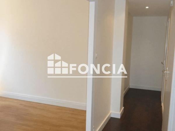 Location Appartement 2 pièces 41.48 m² - 11 RUE FERDINAND DE LESSEPS Dijon 21000