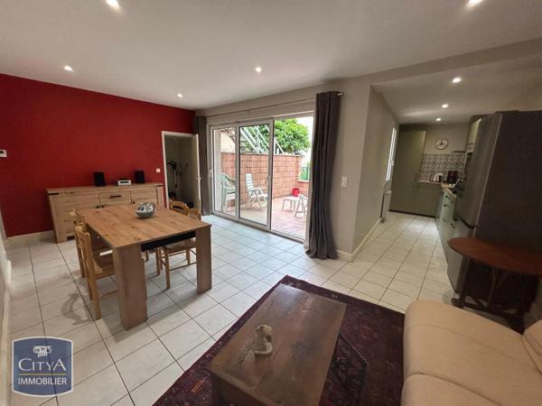 Appartement à louer 3 pièces 65.9m² Albi (81000)