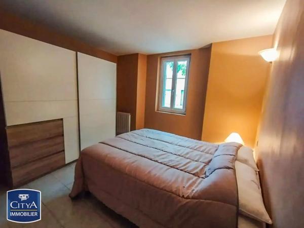 Appartement à louer 3 pièces 65.9m² Albi (81000)