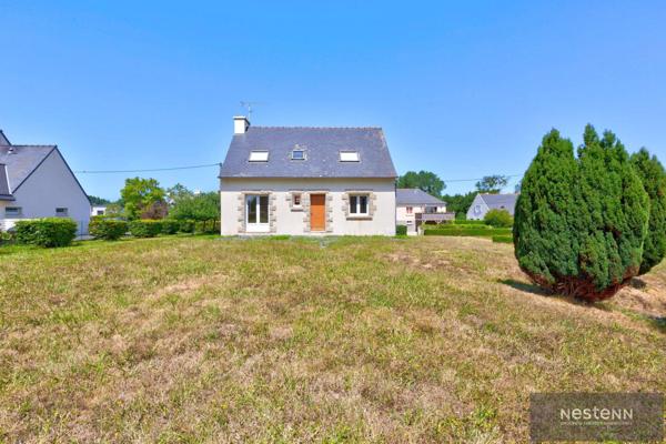 A VENDRE - Maison familiale 4 chambres sur sous-sol complet, dans un hameau recherché à seulement 2.5km du bourg d'HILLION