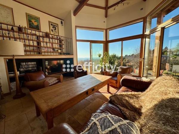 Maison 8 pièces - 205 m²