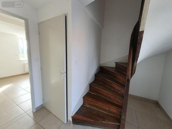 Maison à louer à Marcigny en Saône-et-Loire (71110), ref : LOC-293