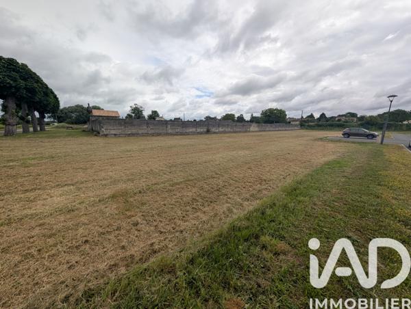 Terrain à vendre 810 m² Mosnac-Saint-Simeux