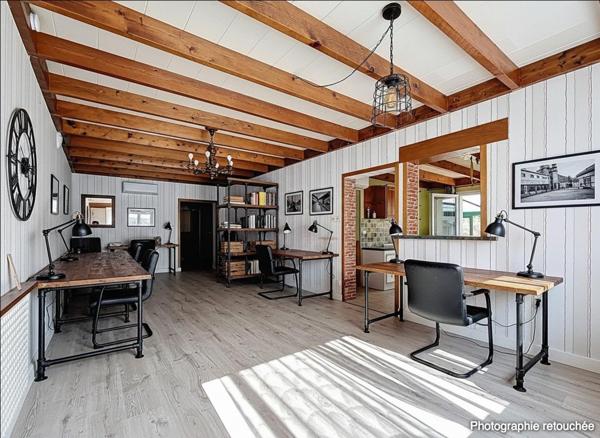 Maison avec local professionnel à Saint-Étienne-de-Chigny – 203 m² – Habitation + activité indépendante