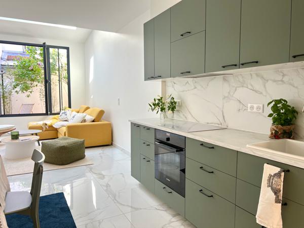 Montreuil (93100) Place Carnot ! Maison 4 chambres place Carnot . Idéale co-living ou grande famille