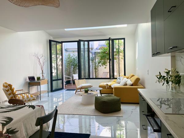 Montreuil (93100) Place Carnot ! Maison 4 chambres place Carnot . Idéale co-living ou grande famille