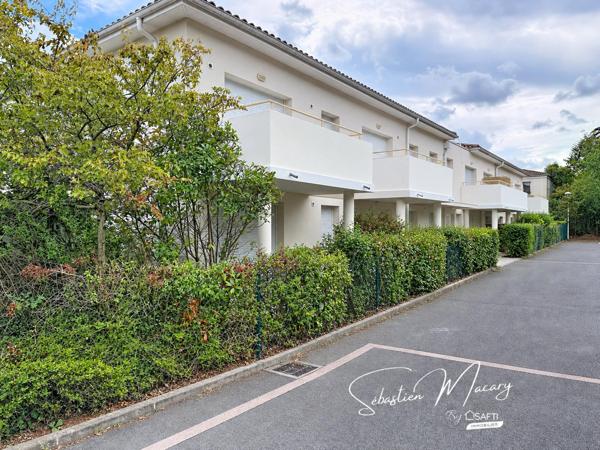 Fargues St Hilaire - T2 avec balcon et parking