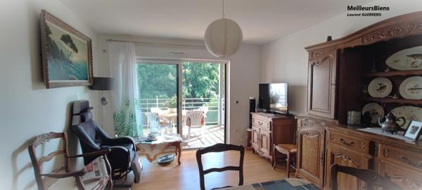 Très bel appartement sénior 2 pièces avec sa terrasse et son parking privé en sous-sol