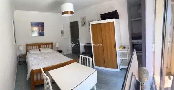 Location de vacances                                                      Appartement
                        
                     1 pièces                      20 m2                     à Bagnoles-de-l'Orne-Normandie