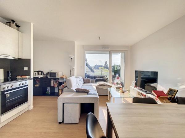 LIPSHEIM - Magnifique 2P récent