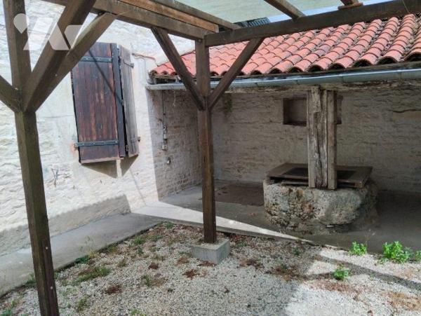 MAISON DE CAMPAGNE A FINIR DE RENOVER