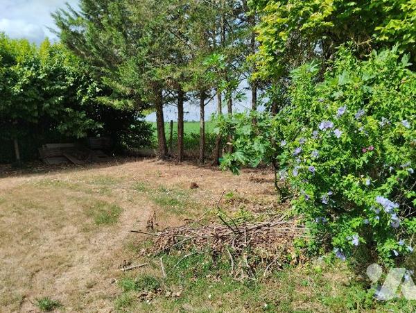 MAISON DE CAMPAGNE A FINIR DE RENOVER