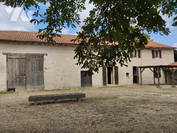 MAISON DE CAMPAGNE A FINIR DE RENOVER