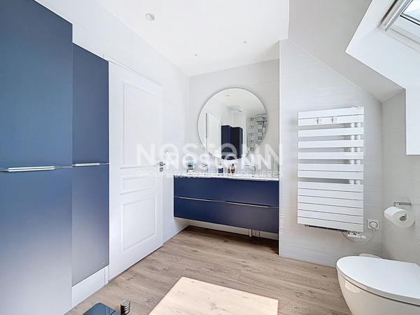 Voisins le Bretonneux quartier CHAMFLEURY : Magnifique maison avec de grandes prestations, 7 pièce(s) 5 chambres, 169m².