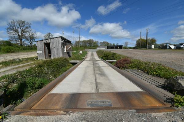 Entrepôt /Local/bureau à vendre LA FERTE MACE (61)