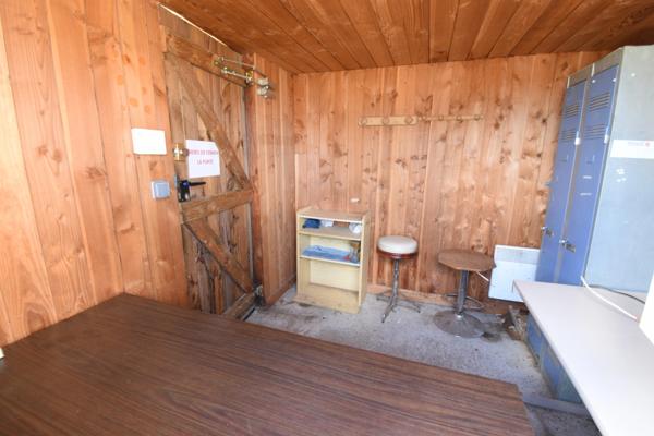 Entrepôt /Local/bureau à vendre LA FERTE MACE (61)