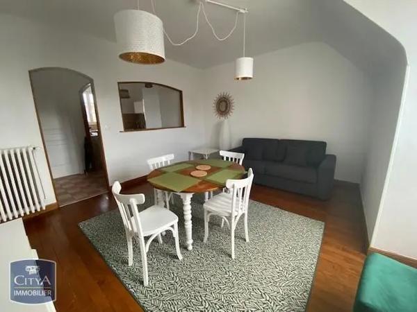 Appartement à louer 2 pièces 48.97m² Orléans (45000)
