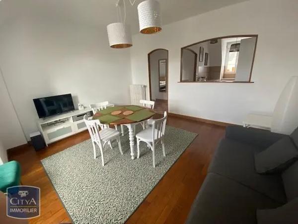 Appartement à louer 2 pièces 48.97m² Orléans (45000)
