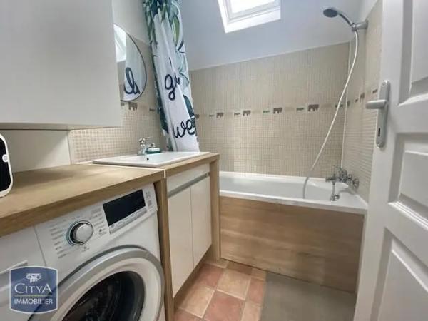 Appartement à louer 2 pièces 48.97m² Orléans (45000)