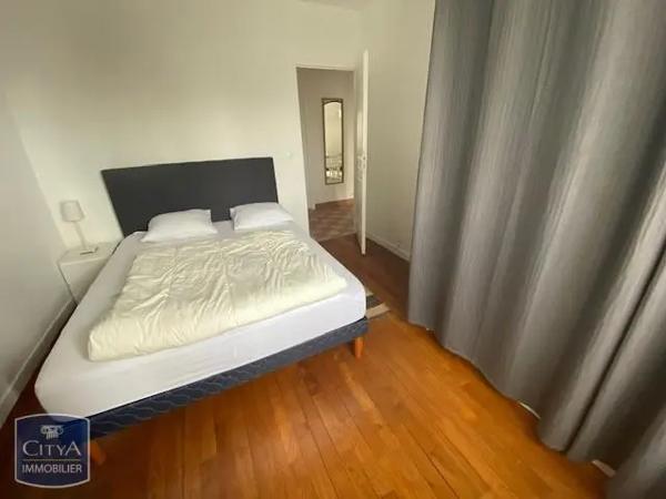 Appartement à louer 2 pièces 48.97m² Orléans (45000)