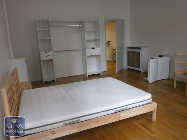 Appartement à louer 1 pièce 24.7m²