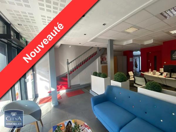 Immeuble à vendre 195m²