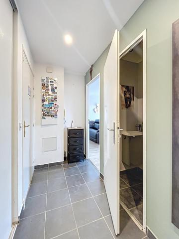 T2 , terrasse et parking privatif en centre ville