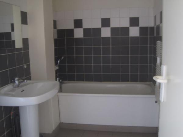 A LOUER APPARTEMENT PROCHE CENTRE VILLE DE ST QUENTIN 02100