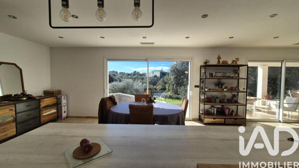 Maison à vendre 5 pièces 137 m² Nîmes-Saint-Césaire