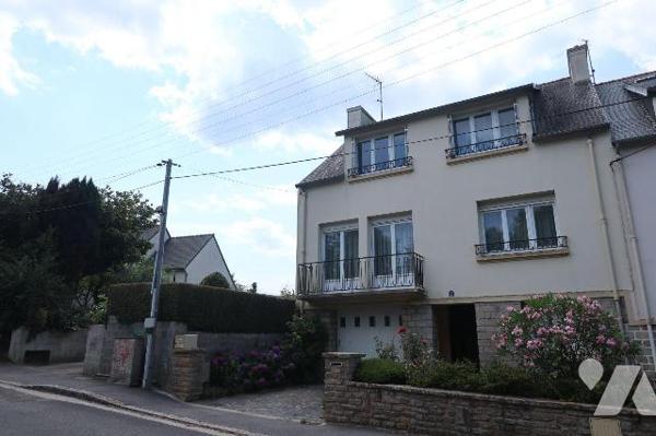 EXCLUSIVITE. BREST (29200)- Située entre Kérichen et La Croix Rouge, Maison sur un terrain d'un...