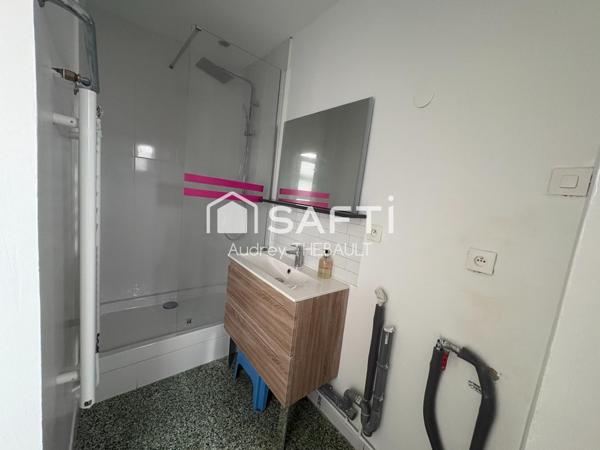 PROXIMITE MER ET COMMERCES