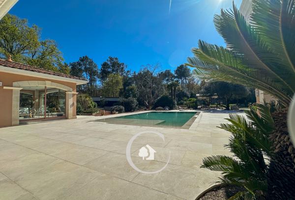 Blanquefort (33290) VILLA PROVENÇALE EXCEPTIONELLE - 3 SUITES - PISCINE - SPA - SAUNA - HAMAM - CARPORT