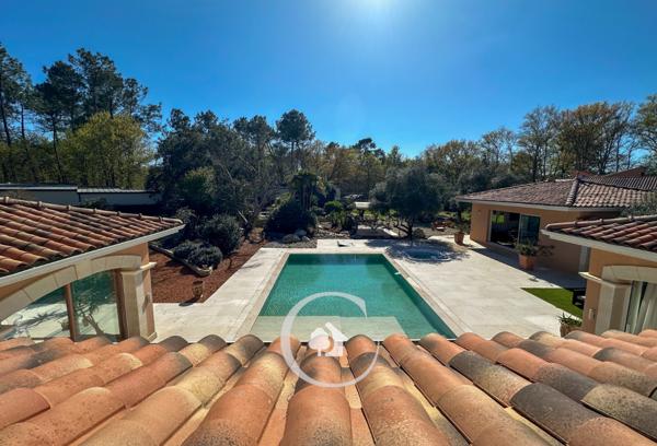 Blanquefort (33290) VILLA PROVENÇALE EXCEPTIONELLE - 3 SUITES - PISCINE - SPA - SAUNA - HAMAM - CARPORT
