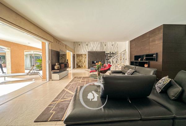 Blanquefort (33290) VILLA PROVENÇALE EXCEPTIONELLE - 3 SUITES - PISCINE - SPA - SAUNA - HAMAM - CARPORT