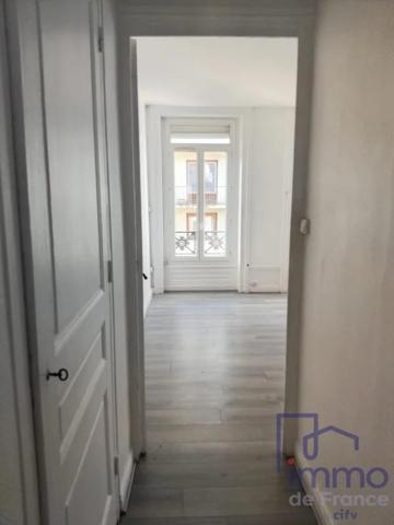 Immeuble à vendre à Saint-Étienne (42000)