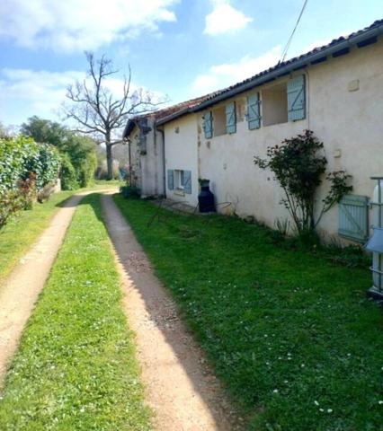 Maison à vendre 8 pièces de 201 m²