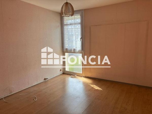 À vendre Appartement 4 pièces 64.38 m² - Bagnols-sur-cèze 30200