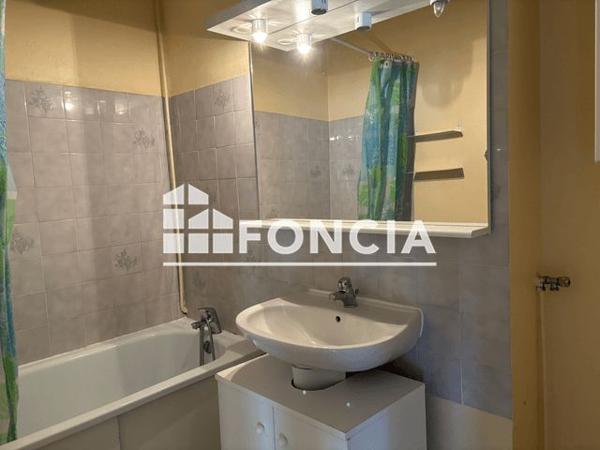 À vendre Appartement 4 pièces 64.38 m² - Bagnols-sur-cèze 30200