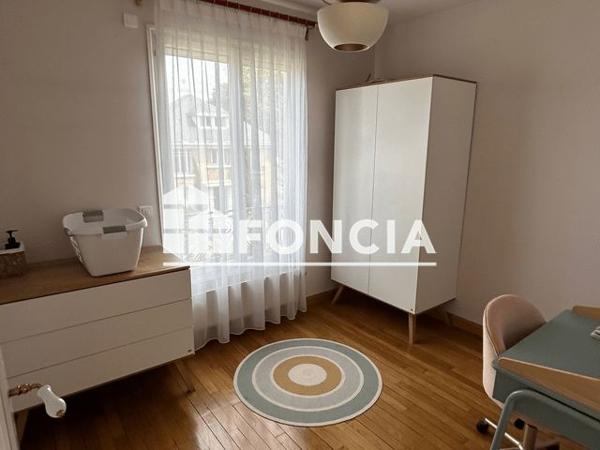 Location Maison 7 pièces 212.7 m² - 4 AVENUE DIDEROT Sceaux 92330