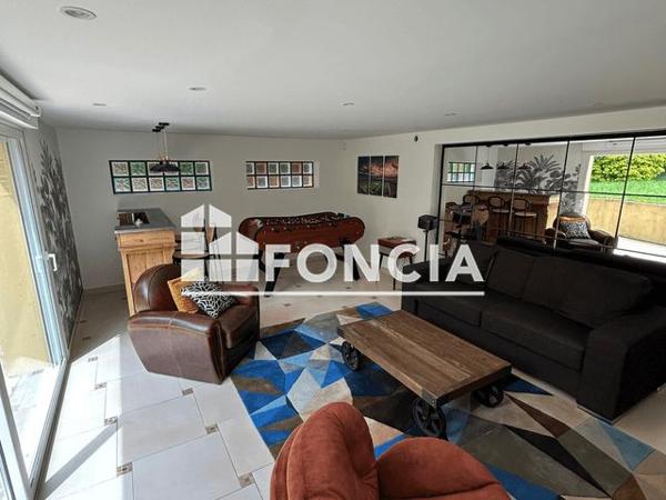 Location Maison 7 pièces 212.7 m² - 4 AVENUE DIDEROT Sceaux 92330