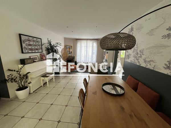 Location Maison 7 pièces 212.7 m² - 4 AVENUE DIDEROT Sceaux 92330