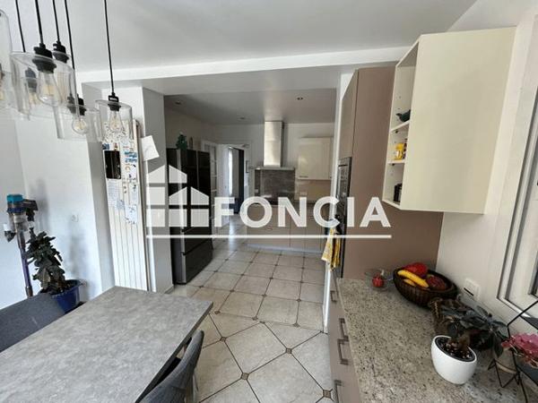 Location Maison 7 pièces 212.7 m² - 4 AVENUE DIDEROT Sceaux 92330