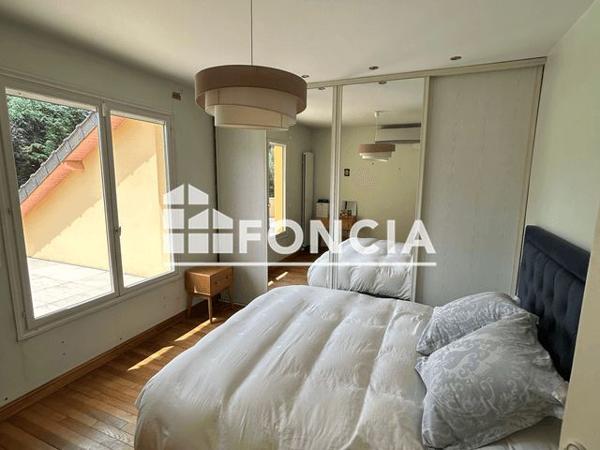 Location Maison 7 pièces 212.7 m² - 4 AVENUE DIDEROT Sceaux 92330