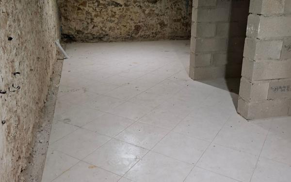 Maison à louer    5 pièces •  Crouttes-sur-Marne